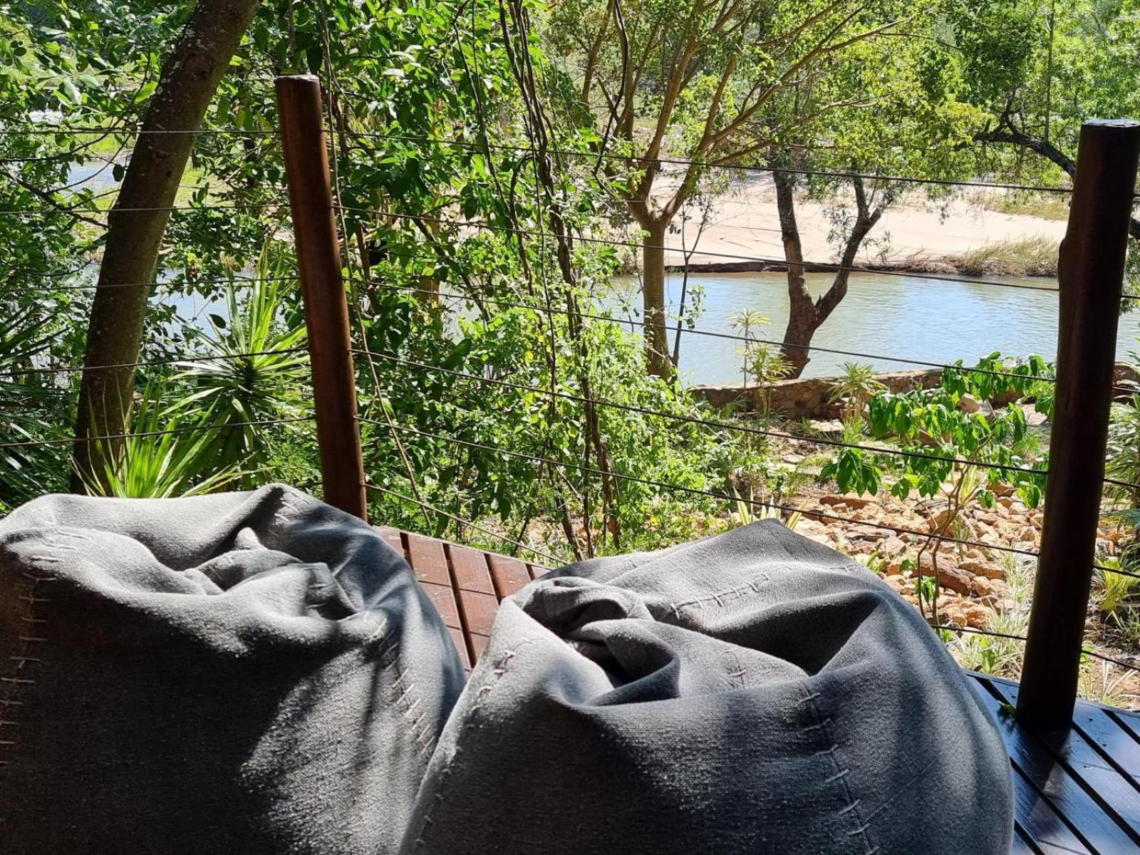 Lodge Paradise River